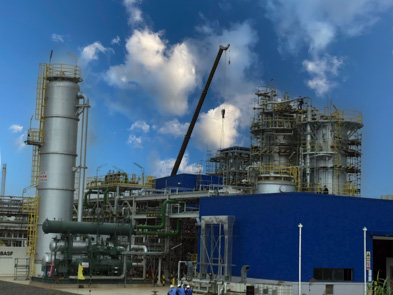 成華簽訂大型攪拌容器合同